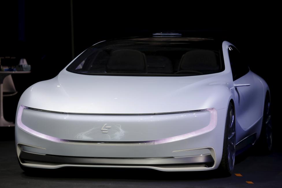 Китайская компания LeEco показала автономный электро-суперкар LeSee